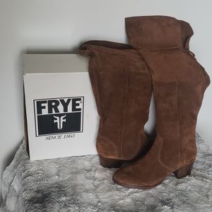 NWB Frye Clara Tassel Over The Knee Boots, size 9